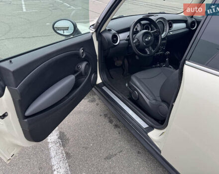 Бежевый Мини Hatch, объемом двигателя 1.6 л и пробегом 165 тыс. км за 10900 $, фото 16 на Automoto.ua