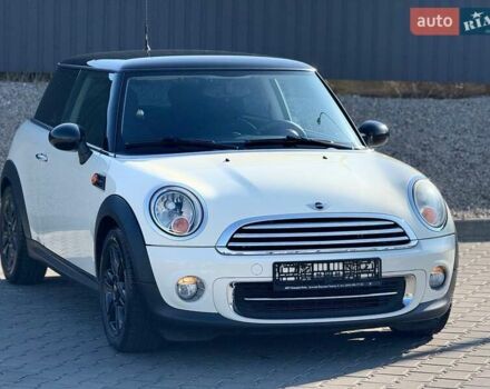 Бежевый Мини Hatch, объемом двигателя 1.6 л и пробегом 120 тыс. км за 8500 $, фото 7 на Automoto.ua