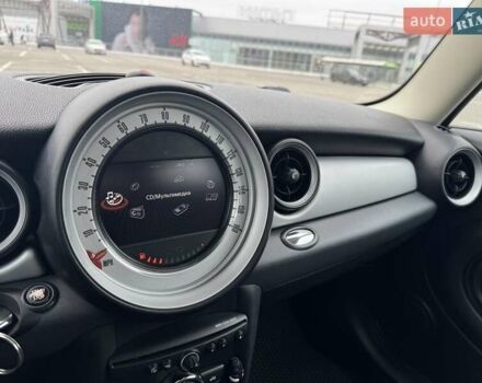 Бежевый Мини Hatch, объемом двигателя 1.6 л и пробегом 165 тыс. км за 10900 $, фото 25 на Automoto.ua