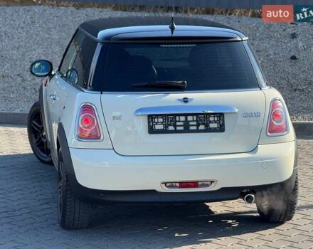 Бежевый Мини Hatch, объемом двигателя 1.6 л и пробегом 120 тыс. км за 8500 $, фото 34 на Automoto.ua