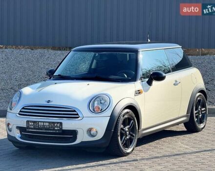 Бежевый Мини Hatch, объемом двигателя 1.6 л и пробегом 120 тыс. км за 8500 $, фото 9 на Automoto.ua