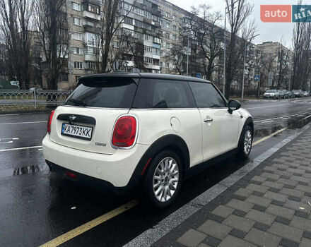 Бежевый Мини Hatch, объемом двигателя 1.5 л и пробегом 94 тыс. км за 12500 $, фото 4 на Automoto.ua