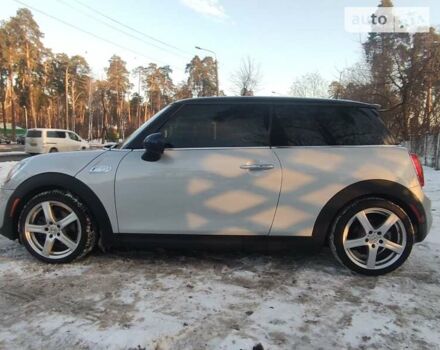 Бежевий Міні Hatch, об'ємом двигуна 2 л та пробігом 27 тис. км за 17000 $, фото 9 на Automoto.ua