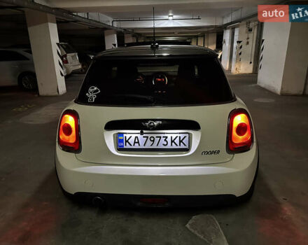 Бежевый Мини Hatch, объемом двигателя 1.5 л и пробегом 94 тыс. км за 12500 $, фото 8 на Automoto.ua