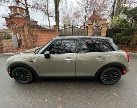 Бежевий Міні Hatch, об'ємом двигуна 1.6 л та пробігом 57 тис. км за 16990 $, фото 9 на Automoto.ua