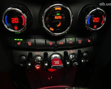 Бежевий Міні Hatch, об'ємом двигуна 1.6 л та пробігом 57 тис. км за 16990 $, фото 19 на Automoto.ua