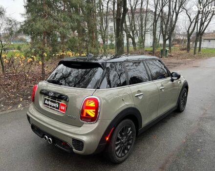 Бежевий Міні Hatch, об'ємом двигуна 1.6 л та пробігом 57 тис. км за 16990 $, фото 6 на Automoto.ua