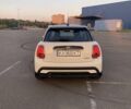 Бежевый Мини Hatch, объемом двигателя 1.5 л и пробегом 7 тыс. км за 34950 $, фото 2 на Automoto.ua