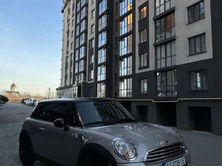 Бежевый Мини Hatch, объемом двигателя 1.6 л и пробегом 132 тыс. км за 8300 $, фото 1 на Automoto.ua