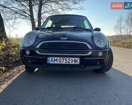 Чорний Міні Hatch, об'ємом двигуна 1.6 л та пробігом 343 тис. км за 3800 $, фото 4 на Automoto.ua