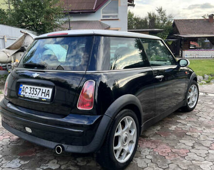Черный Мини Hatch, объемом двигателя 1.6 л и пробегом 255 тыс. км за 5300 $, фото 9 на Automoto.ua