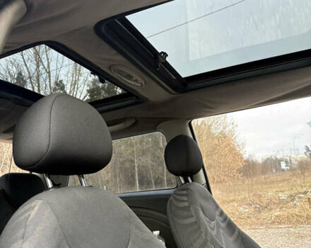 Черный Мини Hatch, объемом двигателя 1.6 л и пробегом 251 тыс. км за 3790 $, фото 16 на Automoto.ua