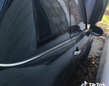 Черный Мини Hatch, объемом двигателя 1.6 л и пробегом 0 тыс. км за 4800 $, фото 1 на Automoto.ua