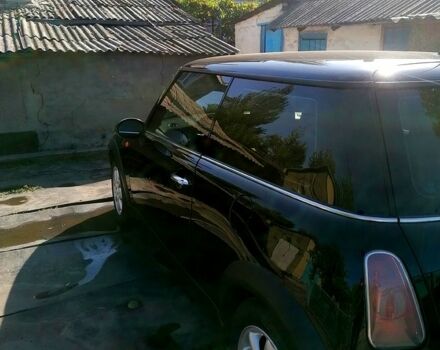 Черный Мини Hatch, объемом двигателя 1.6 л и пробегом 230 тыс. км за 4500 $, фото 6 на Automoto.ua