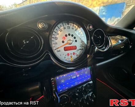 Черный Мини Hatch, объемом двигателя 1.6 л и пробегом 210 тыс. км за 5500 $, фото 11 на Automoto.ua