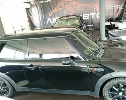 Чорний Міні Hatch, об'ємом двигуна 1.6 л та пробігом 218 тис. км за 3100 $, фото 7 на Automoto.ua
