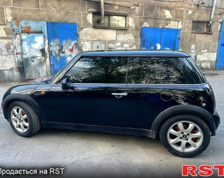 Черный Мини Hatch, объемом двигателя 1.6 л и пробегом 210 тыс. км за 5500 $, фото 2 на Automoto.ua