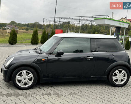 Чорний Міні Hatch, об'ємом двигуна 1.6 л та пробігом 250 тис. км за 4350 $, фото 2 на Automoto.ua