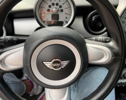 Чорний Міні Hatch, об'ємом двигуна 1.4 л та пробігом 210 тис. км за 4800 $, фото 5 на Automoto.ua