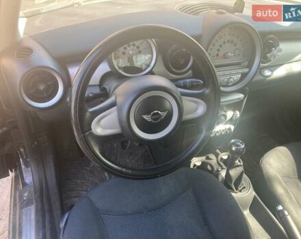 Черный Мини Hatch, объемом двигателя 1.4 л и пробегом 151 тыс. км за 5300 $, фото 4 на Automoto.ua