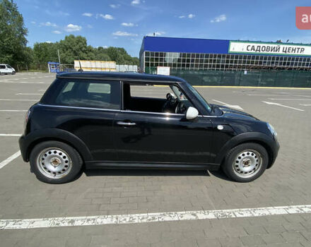 Черный Мини Hatch, объемом двигателя 1.4 л и пробегом 235 тыс. км за 4000 $, фото 1 на Automoto.ua