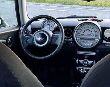 Черный Мини Hatch, объемом двигателя 1.4 л и пробегом 195 тыс. км за 6500 $, фото 19 на Automoto.ua