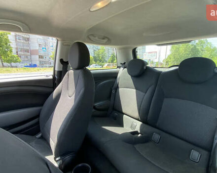 Черный Мини Hatch, объемом двигателя 1.4 л и пробегом 235 тыс. км за 4000 $, фото 14 на Automoto.ua