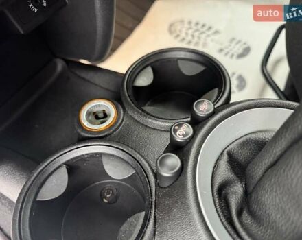 Черный Мини Hatch, объемом двигателя 1.6 л и пробегом 249 тыс. км за 12000 $, фото 19 на Automoto.ua