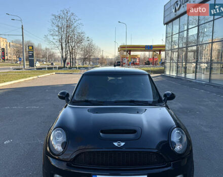 Чорний Міні Hatch, об'ємом двигуна 1.6 л та пробігом 120 тис. км за 6500 $, фото 1 на Automoto.ua