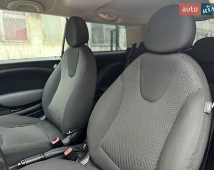 Черный Мини Hatch, объемом двигателя 1.6 л и пробегом 249 тыс. км за 12000 $, фото 22 на Automoto.ua