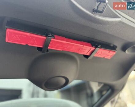 Черный Мини Hatch, объемом двигателя 1.6 л и пробегом 249 тыс. км за 12000 $, фото 32 на Automoto.ua