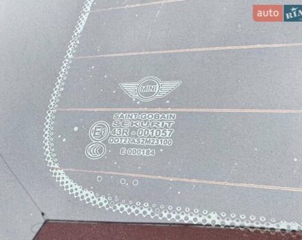 Черный Мини Hatch, объемом двигателя 1.6 л и пробегом 249 тыс. км за 12000 $, фото 58 на Automoto.ua