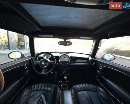 Чорний Міні Hatch, об'ємом двигуна 1.6 л та пробігом 120 тис. км за 6500 $, фото 12 на Automoto.ua