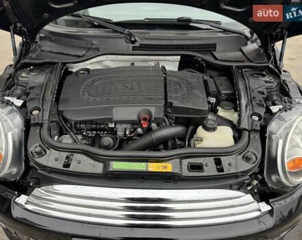 Черный Мини Hatch, объемом двигателя 1.6 л и пробегом 249 тыс. км за 12000 $, фото 48 на Automoto.ua