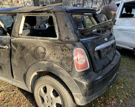 Чорний Міні Hatch, об'ємом двигуна 1.6 л та пробігом 197 тис. км за 3500 $, фото 4 на Automoto.ua