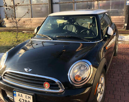 Чорний Міні Hatch, об'ємом двигуна 1.6 л та пробігом 175 тис. км за 8700 $, фото 4 на Automoto.ua