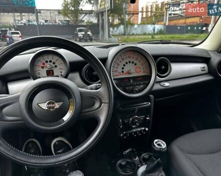 Черный Мини Hatch, объемом двигателя 1.6 л и пробегом 190 тыс. км за 7700 $, фото 14 на Automoto.ua