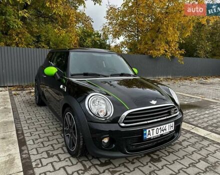 Черный Мини Hatch, объемом двигателя 1.6 л и пробегом 190 тыс. км за 7700 $, фото 17 на Automoto.ua