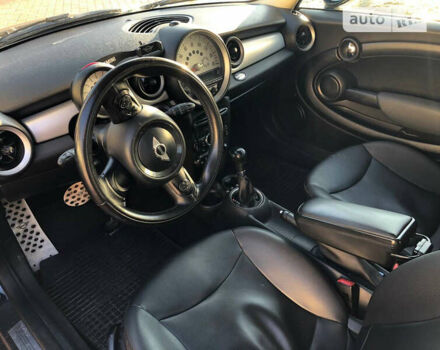 Черный Мини Hatch, объемом двигателя 1.6 л и пробегом 175 тыс. км за 8700 $, фото 11 на Automoto.ua