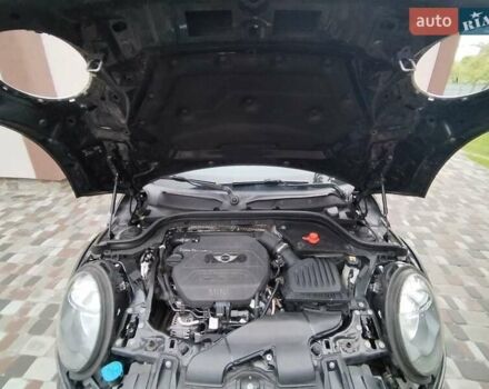 Чорний Міні Hatch, об'ємом двигуна 1.5 л та пробігом 170 тис. км за 11000 $, фото 2 на Automoto.ua