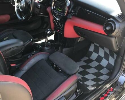 Черный Мини Hatch, объемом двигателя 2 л и пробегом 92 тыс. км за 18700 $, фото 8 на Automoto.ua