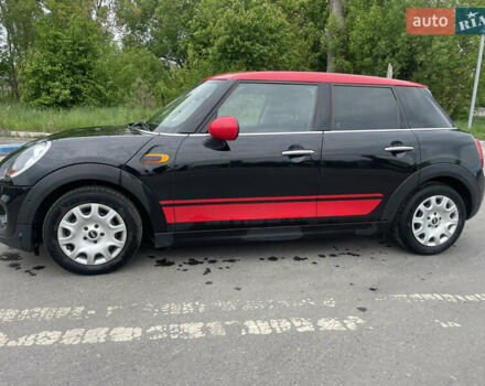 Чорний Міні Hatch, об'ємом двигуна 1.2 л та пробігом 67 тис. км за 10900 $, фото 6 на Automoto.ua