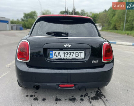 Чорний Міні Hatch, об'ємом двигуна 1.2 л та пробігом 67 тис. км за 10900 $, фото 3 на Automoto.ua