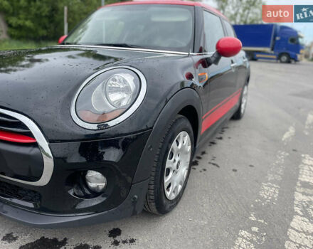 Чорний Міні Hatch, об'ємом двигуна 1.2 л та пробігом 67 тис. км за 10900 $, фото 7 на Automoto.ua