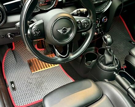 Чорний Міні Hatch, об'ємом двигуна 2 л та пробігом 83 тис. км за 17000 $, фото 5 на Automoto.ua