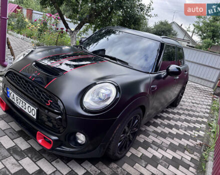 Черный Мини Hatch, объемом двигателя 2 л и пробегом 50 тыс. км за 17800 $, фото 3 на Automoto.ua