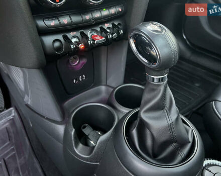 Черный Мини Hatch, объемом двигателя 1.5 л и пробегом 60 тыс. км за 12950 $, фото 62 на Automoto.ua