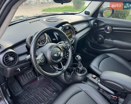 Черный Мини Hatch, объемом двигателя 1.5 л и пробегом 60 тыс. км за 12950 $, фото 36 на Automoto.ua