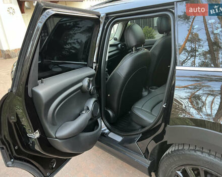 Черный Мини Hatch, объемом двигателя 1.5 л и пробегом 60 тыс. км за 12950 $, фото 71 на Automoto.ua