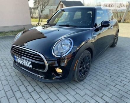 Чорний Міні Hatch, об'ємом двигуна 1.5 л та пробігом 88 тис. км за 13990 $, фото 2 на Automoto.ua